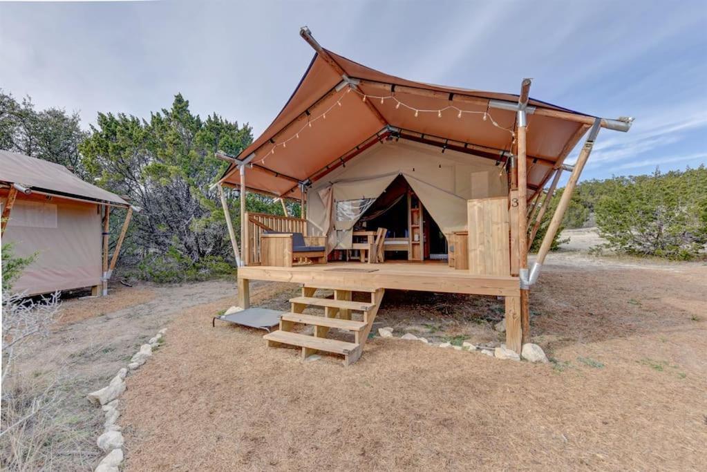 12 Fires Luxury Glamping With Heating #3 Otel Johnson City Dış mekan fotoğraf